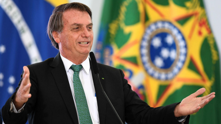 E n Brasil sostienen que Jair Bolsonaro tiene todo listo para exiliarse en Argentina